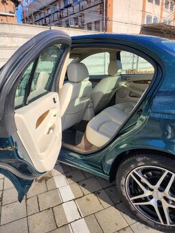 Jaguar X-Type 2.5 benzin - 7