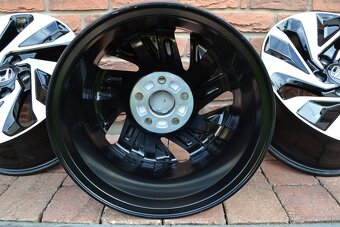 5x114,3 R16 Hlinikove disky Original Honda Civic X / XI - 7