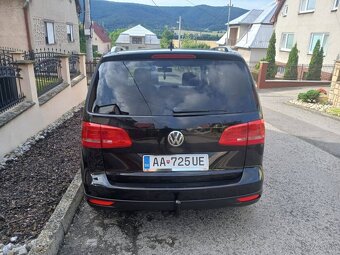 Volkswagen Touran 2.0 TDI CROSS 7-MIEST - 7
