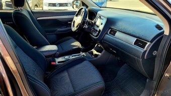 Mitsubishi Outlander 2.2 DI-D Intense+ 110kW 7.miestny - 7