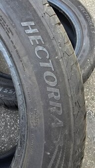 215/55R17 - 7