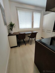 Predám 2 - izbový byt v Petržalke - 7