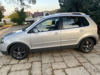 Volkswagen Polo CROSS 1.6 16V - 7