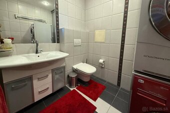 4 izbový veľkometrážny byt s krásnym výhľadom a terasou - 7