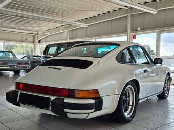 Porsche 911 3.0 SC z roku 1978 - 7
