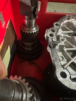 8k0927277 ZADNY DIFERENCIAL AUDI S8 - 7