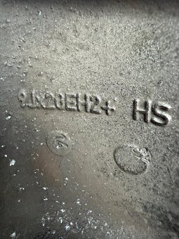 Zimné pneumatiky 295/40 r20 - 7