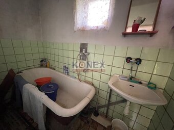 Rodinný dom / chalupa v obci Petrovce, okr. Sobrance - 7