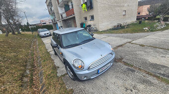 Mini One R56 - 1,4 benzín - vymením za väčšie - 7