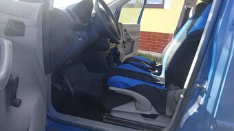 Predám VW caddy 2,0 sdi - 7
