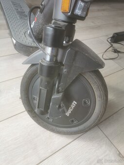 Elektricka TOP kolobezka Ducati Pro II evoa za 300€ - 7