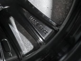 VW Golf , Passat , Tiguan , alu disky R17 5x112 - 7