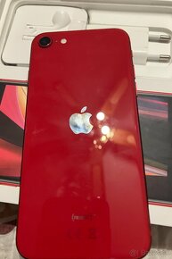 iPhone SE 2020 128GB RED +MagSafe - 7