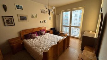 PRENÁJOM veĺkometrážneho 3-izbového bytu, BA-Staré Mesto - 7