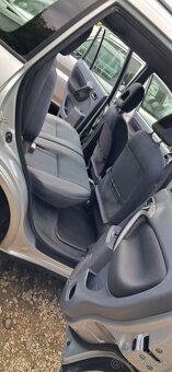 Rav 4 2.0 benzin 110 kw 4x4 bez korozie z Francuzska - 7