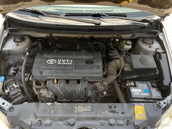 Toyota Corolla 1.6 benzín 81 kW - 7