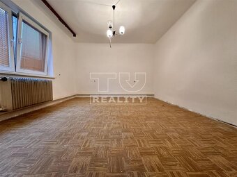 RODINNÝ DOM, POZEMOK S ROZLOHOU 647m2, MNÍCHOVÁ LEHOTA - 7
