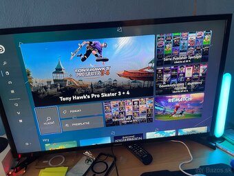 Xbox series S 512GB Biela + TV Samsung - 7