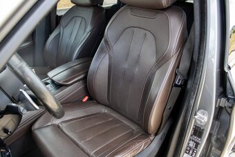 Ponúkam na predaj BMW X5 M50D A/T - 7