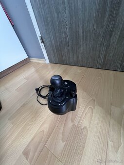 Predám Logitech G29 + riadiaca páka (dohoda možná) - 7