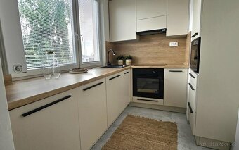 3 izbový byt - ROŽŇAVSKÁ ul., Terasa - NOVÁ REKONŠTRUKCIA - 7