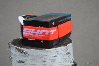 helma prilba okuliare CE06 shot bielo oranžová - 7