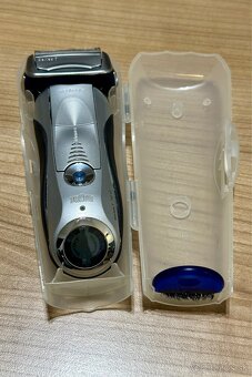 Braun Series 7 plne funkčný (okrem zastrihávača) - 7