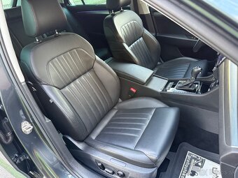 Superb Style Plus 1.8TSI DSG - 7