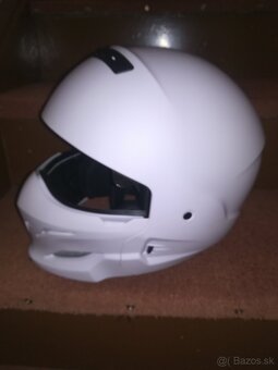 Helma vel M s cirým hledím - 7