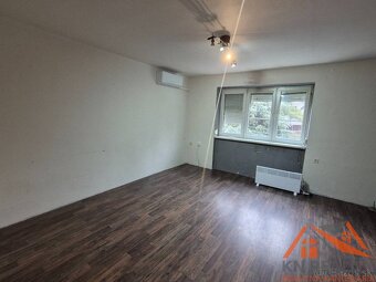 Na predaj 3 izbový tehlový byt Komárno  - 7