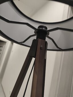 Predám stojacu lampu - 7