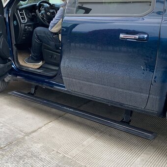 Elektrické prahy Dodge RAM 1500 Crew Cab – automatické Nove - 7