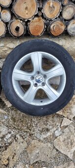 Volkswagen Touareg 2,5 TDI 4x4 elektróny+pneumatiky R18 - 7
