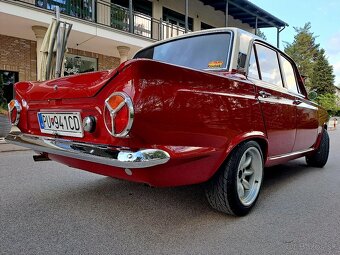 Predám FORD CORTINA - 7