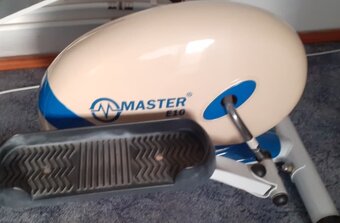 Eliptický trenažér - 7