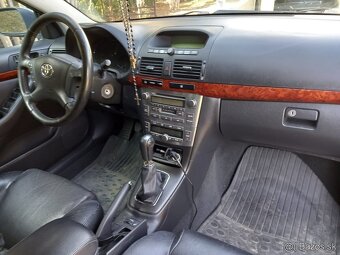 Toyota Avensis 2.0 VVTi EXECUTIVE - 7