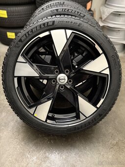 Nepoužitá zimná sada 5x108 R20 , 245/40/20 Volvo EX30 - 7