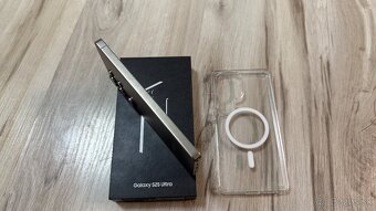Vymenim novy Samsung S25 Ultra uz aj so sklom a obalom - 7