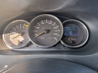 Renault Megan hatchback - 7