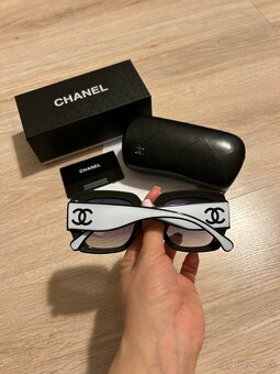 Chanel 0CH6056 slnečné okuliare - bielo/čierne (CHAN3) - 7