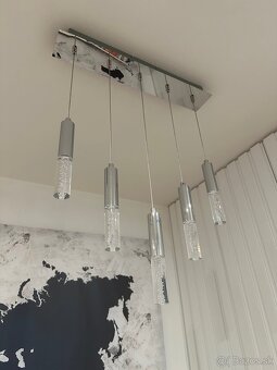 Elegantný LED luster - 7