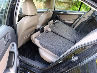 Volkswagen JETTA 1.6TDI Automat, 77kW Kožený interiér - 7