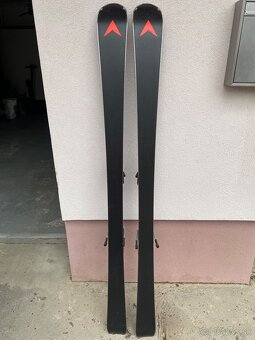 Lyže Dynastar + lyžiarky, palice - Nikdy nejazdený SET - 7