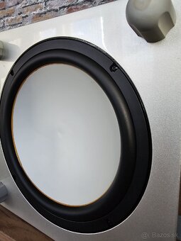 MONITOR AUDIO RADIUS 370HD Aktivny subwoofer - 7