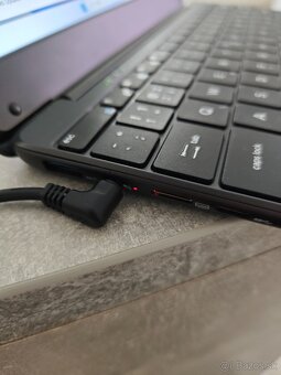 UMAX VisionBook N12R - 7