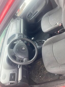 Renault clio 1.2 - 7