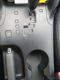 Hyundai ix35 2.0 137kw 4×4 automat - 7