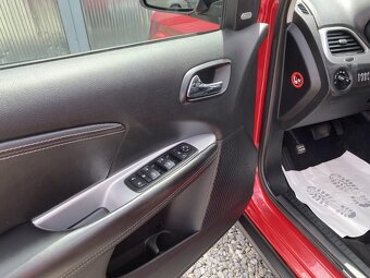 Fiat Freemont 2.0MJET 170PS 4x4 7MÍST NAVI - 7