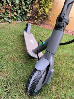 Elektricka kolobezka 30 km/h 2025 ZARUKA 0 Km - 7