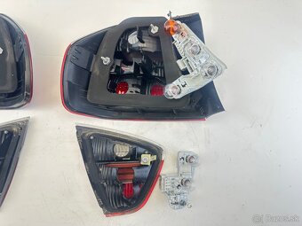 BMW E90 Zadné svetlá - 7